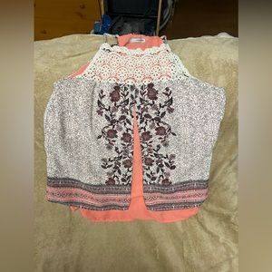 Women’s plus size tank top